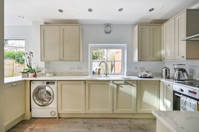 Altwood Road, Maidenhead photo 4