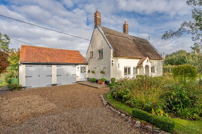 Thumbnail Cottage for sale in The Green, North Burlingham, Norwich