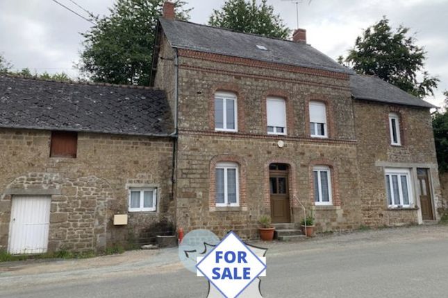 Thumbnail Detached house for sale in Lassay-Les-Chateaux, Pays-De-La-Loire, 53110, France