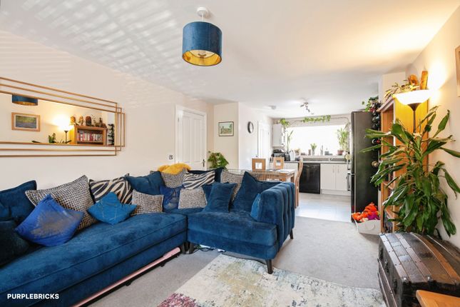 14 Blake Place, Blake place, Haywards Heath photo 4