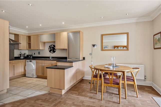 3 Powell House, 96, Wimbledon Hill Road, London photo 4