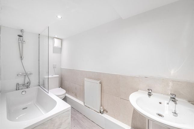 43, Harold Road, Leeds photo 4