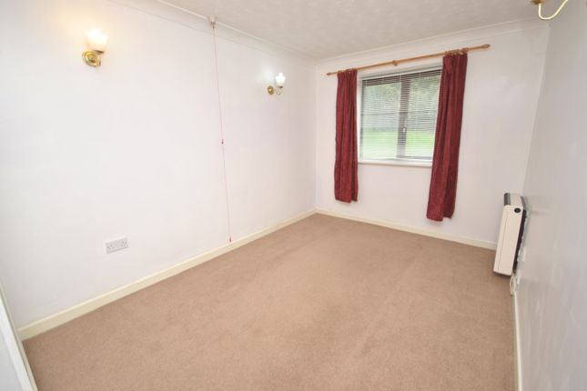 29, St Johns Park, Whitchurch photo 4