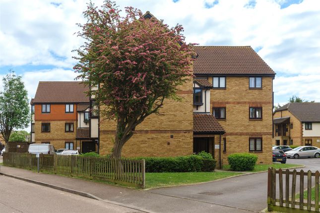 4 Avocet Court, 37 Harrier Road, London photo 2