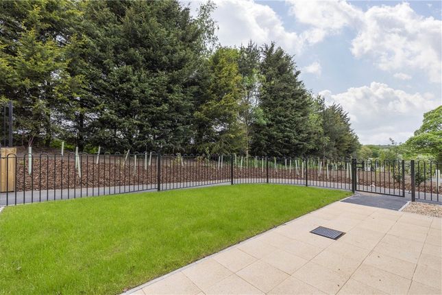 5,, Adel Gardens, Leeds photo 3