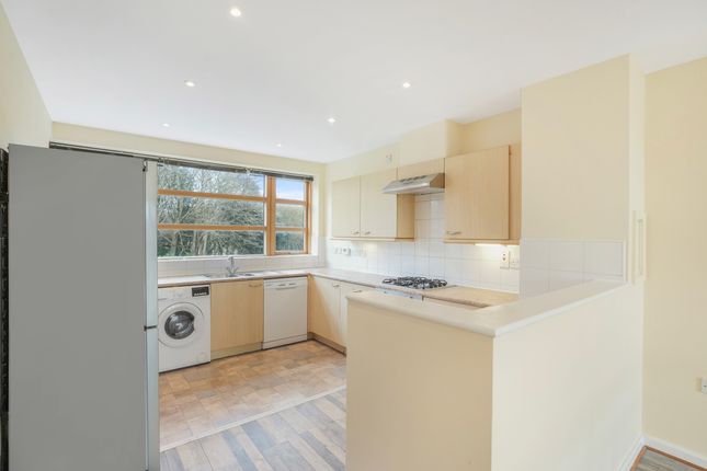 4 Glenstal, Glenstal Place, Milton Keynes photo 2