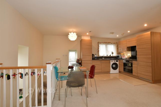 2-bed house on 4, Wells Court, Gravesend, £230,000