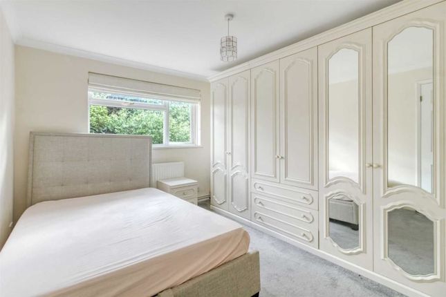 74A, ABERCORN ROAD, London photo 4