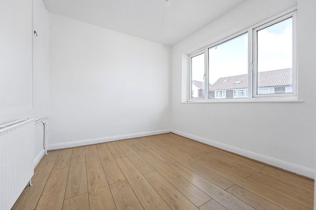 9, Albert Road, Sutton photo 3