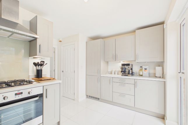 19, Oppy Wood Close, Cottingham, East Riding Of Yorkshire, HU16 5GR photo 4