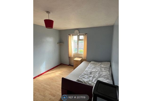 Thumbnail Room to rent in Cramphorn Walk, Chelmsford