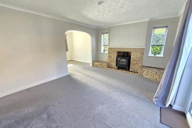 1 Denbury Drive, Altrincham photo 3