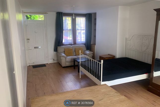 A Windsor Road, London photo 3