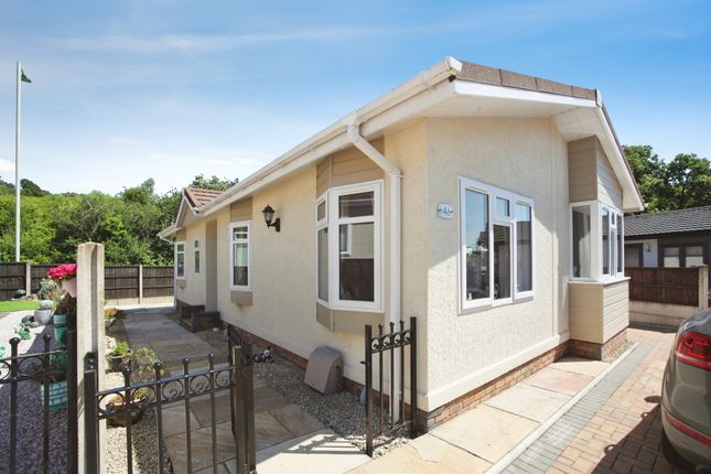 2-bed caravan on 46, Pont Pentre Park, Pontypridd, £165,000