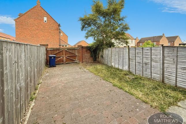 49, Netherwitton Way, Newcastle Upon Tyne photo 2