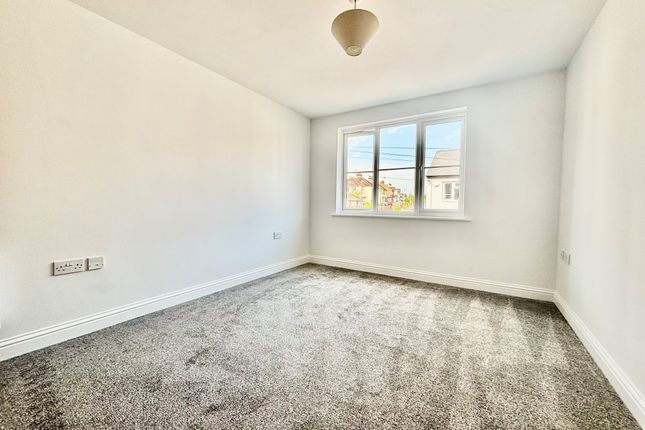 Flat 7, Gillingham photo 5