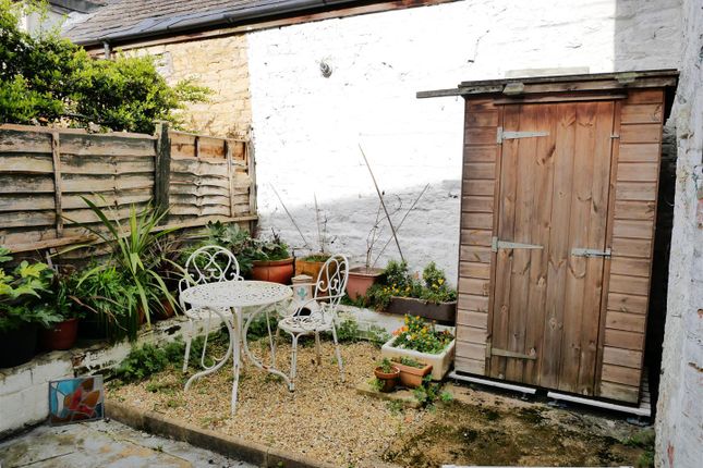 30, New Road, Calne photo 4