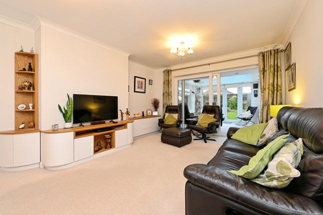36, Bernard Crescent, Norfolk photo 2