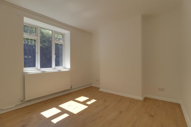 83, Jebb Avenue, London photo 4