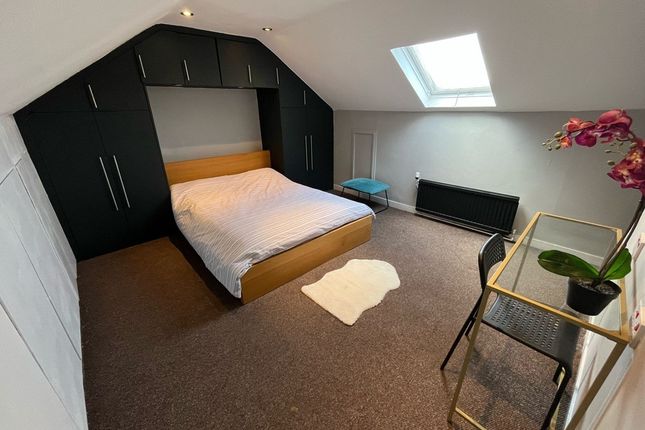 973, Forest Road, Walthamstow photo 3
