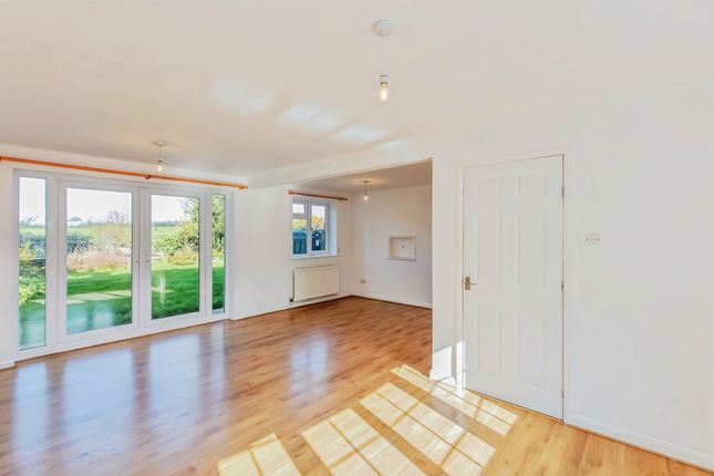9, College Close, Stamford photo 2