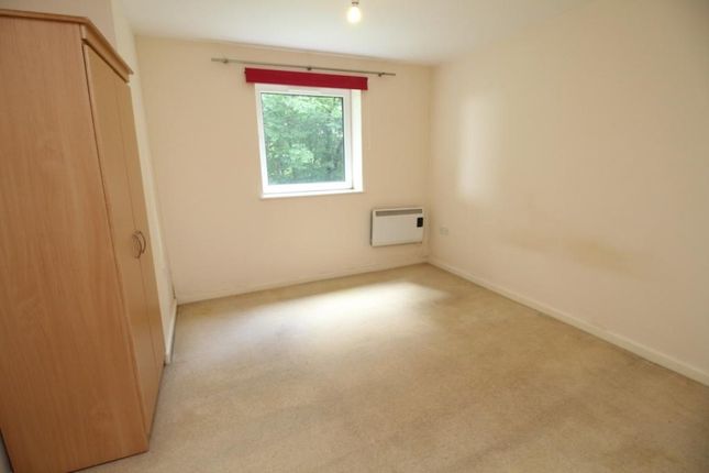 Flat for sale in Carrington Lane, Sale, Greater Manchester