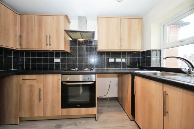 Flat for sale in Cherry Orchard, Kidderminster