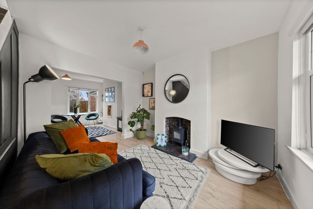 17 Station Road, Warrington photo 2