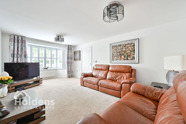 1 Hollin Hall Drive, Preston photo 3