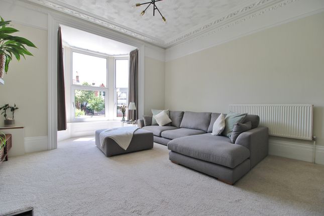 Flat 2, 36, Outram Road, Southsea photo 3