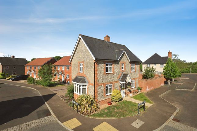 45, Goldfinch Lane, Hailsham photo 2