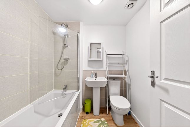 51 Carter Drive, Edinburgh photo 4