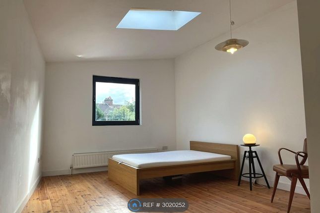 A St Marys Road, London photo 4
