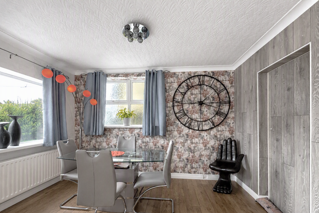 352, Fleetwood Road, Thornton-Cleveleys photo 4