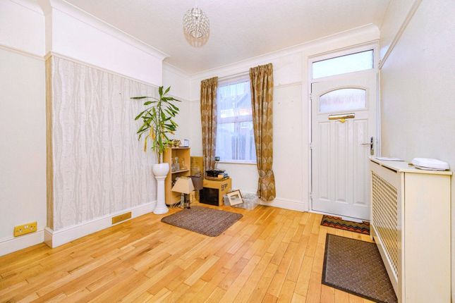 89, Butlin Road, Bedfordshire photo 2