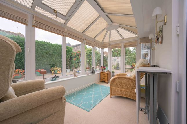 18, Baysdale, Wigston photo 4