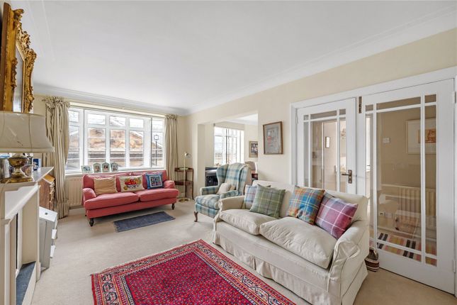 Thumbnail Flat for sale in Rosscourt Mansions, 4 Palace Street, London
