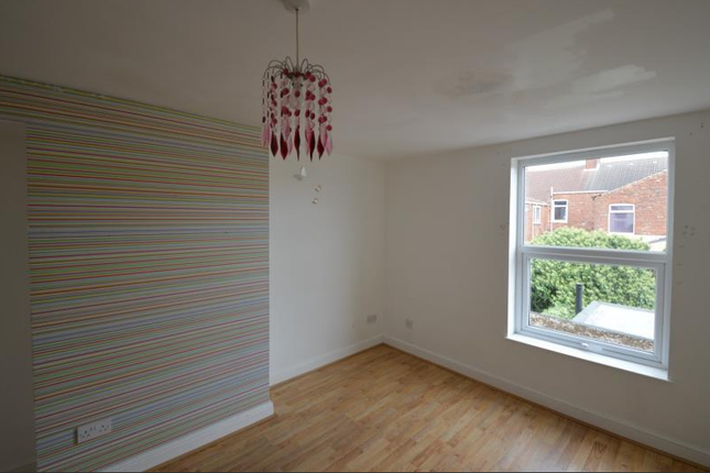 Flat 2, 63 Sherburn Street, Hull photo 5