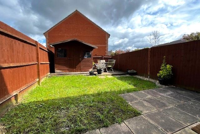 End terrace house to rent in The Smithy, Bramley, Tadley