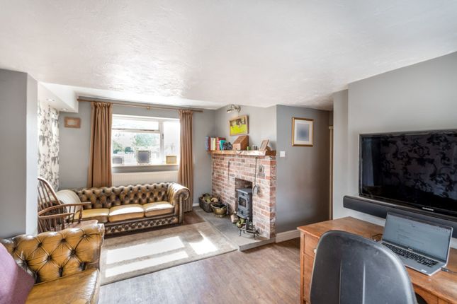 Miles End Cottage Main Street, Retford photo 2