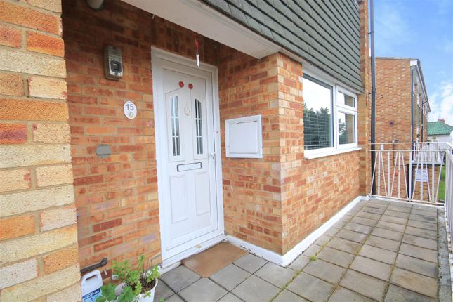 Flat for sale in Ditton Road, Langley, Slough