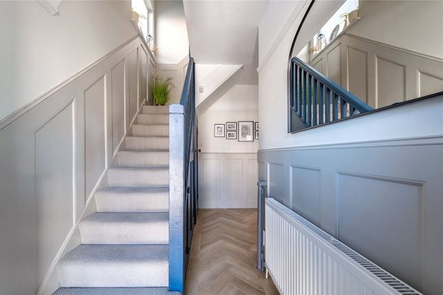100 Wrotham Road photo 3