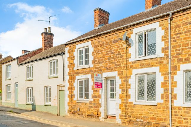 3-bed terraced on 30, High Street, Kettering, £160,000
