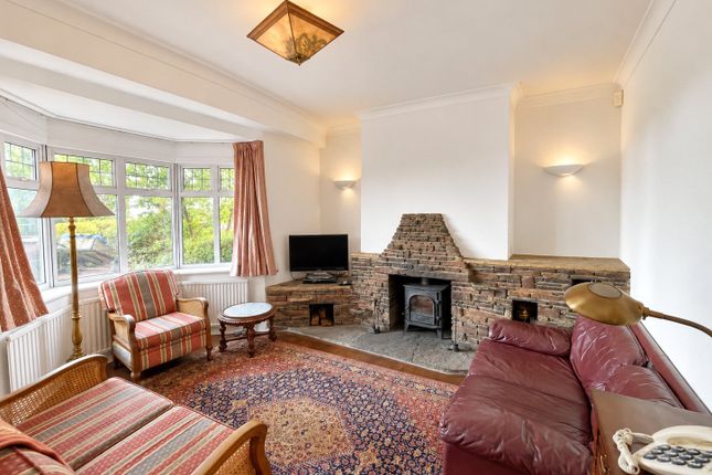 46, Cartledge Lane, Dronfield photo 3