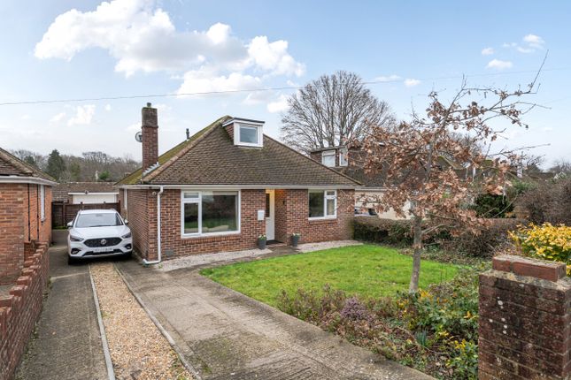 3-bed bungalow on 2, Trevose Close, Eastleigh, £425,000