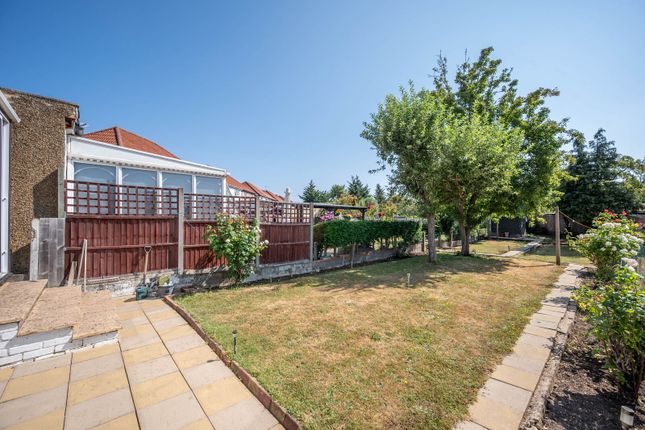 18, Russell Road, Harrow photo 5