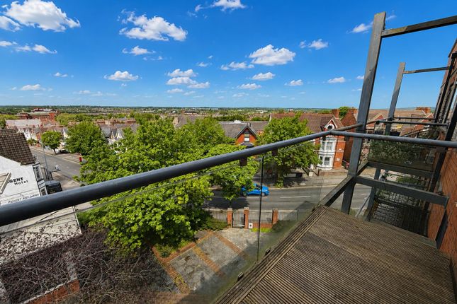 Flat 29, One Fifty, Victoria Road, Swindon photo 2