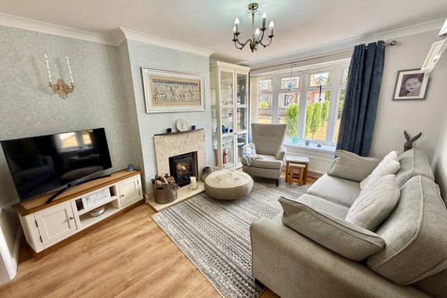 22, Glan-y-Llyn, Bridgend photo 2