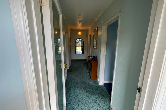 17 Rhydycoed, Swansea photo 3