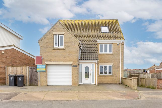 Detached house for sale in North Drive, Great Yarmouth